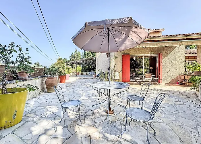 Les Olivettes By Interhome *